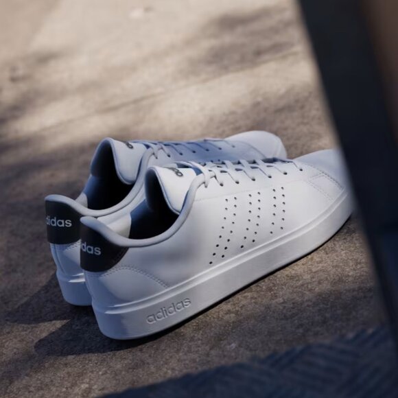 ADIDAS WOMEN'S CLOUDFOAM SNEAKERS PRISTINE CONDITION- RARELY WORN- SIZE 5 1/2 - Picture 1 of 7